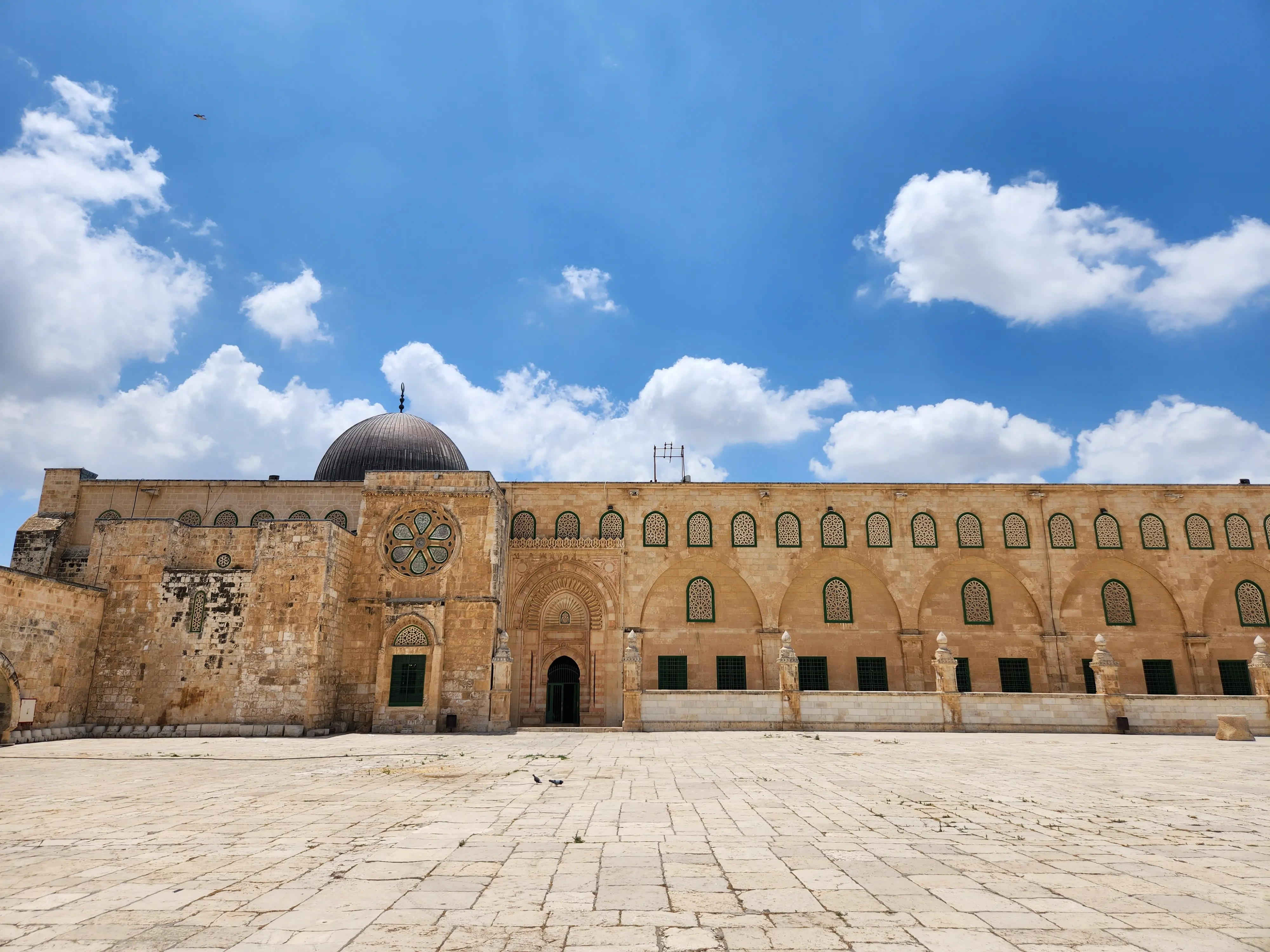 Al-Aqsa Dates Background
